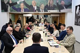 Προς συμβιβασμό για το «όχι» με τη Ν.Δ.
